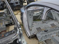 Błotnik tył prawy Renault Fluence beżowy TEKNG ćwiartka