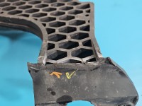 Wzmocnienie zderzaka przód belka Kia Sportage III 10-15 Producent części: KIA, uszkodzone mocowanie przednie A3