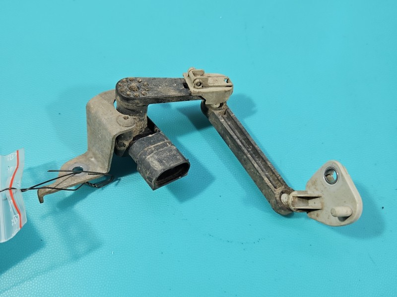 Czujnik poziomowania xenon BMW iX1 U11 6895466