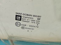 Szyba drzwi przód prawa Opel Corsa E HB