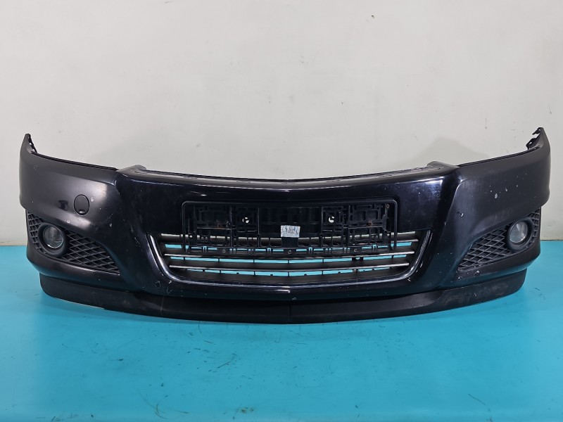 Zderzak przód Opel Astra III H