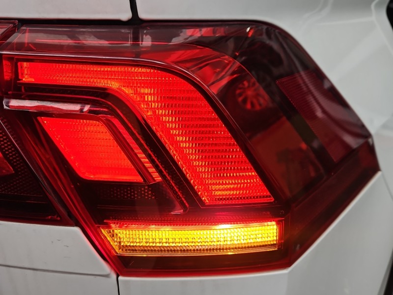 Lampa tył prawa Vw Tiguan II 16- HB EUROPA