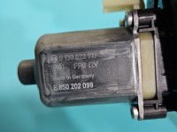 Podnośnik przód lewy Skoda Superb III 5Q0959801B 5d kombi