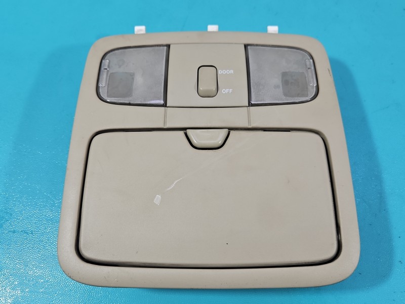 Lampa kabiny lampka Toyota Land Cruiser 120 J120