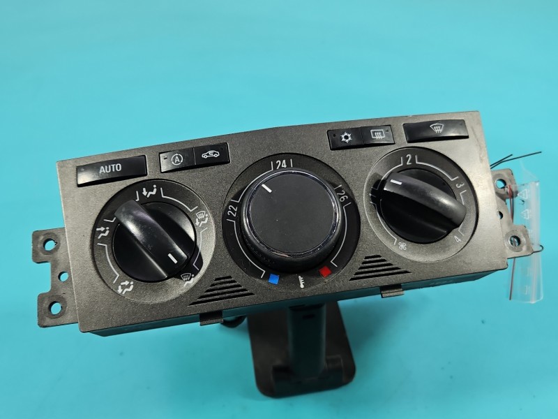 Konsola panel nawiewu Opel Antara 96850951