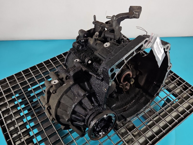 Skrzynia biegów Vw Golf V 1.9 tdi