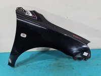 Błotnik przód prawy Toyota Avensis II T25 czarny 209