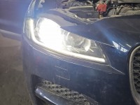 Reflektor prawy lampa przód Jaguar F-Pace 16- EUROPA