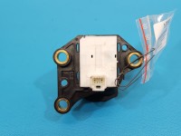 Przełącznik hamulca ręcznego Toyota Avensis III T27 84390-05010