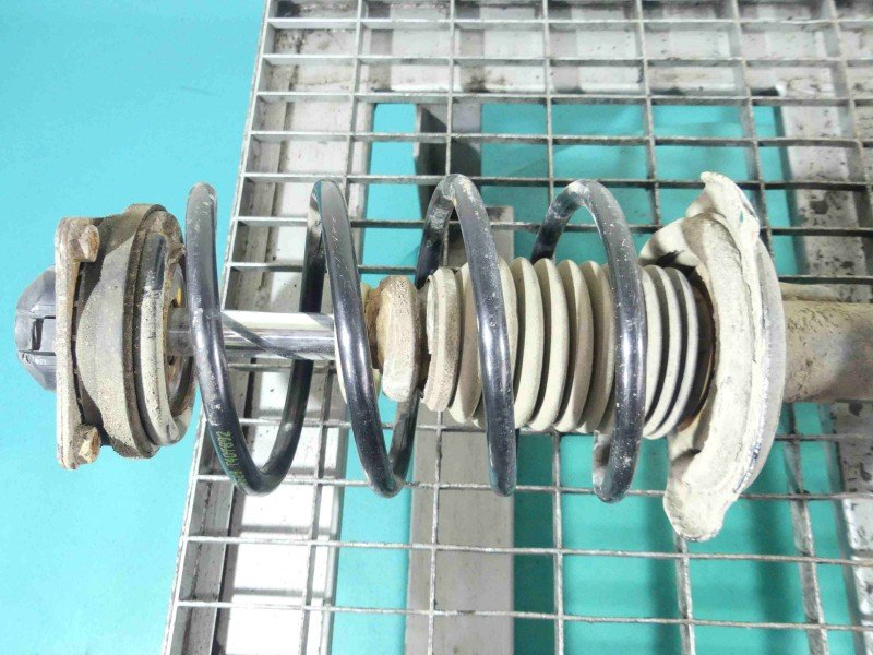 Sprężyna przód przednia Mercedes W169 1.5 8v wiel