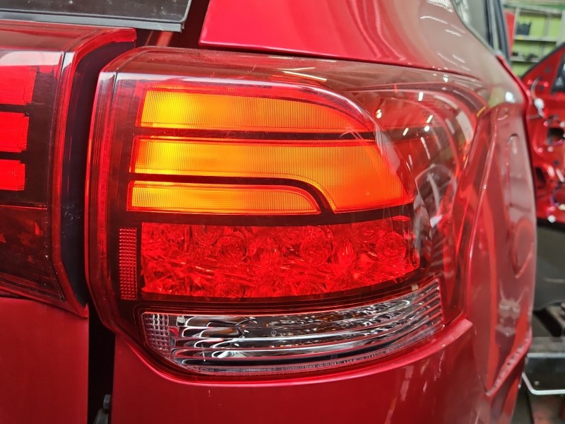 Lampa tył prawa Mitsubishi Outlander III 12- HB EUROPA