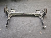 Tylna belka oś tył Renault Trafic III 2.0 dci