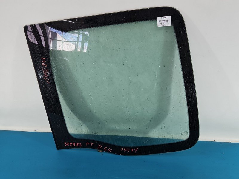 Szyba drzwi tył prawa Renault Master II HB