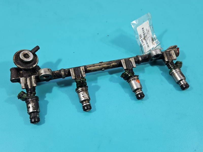 Wtryskiwacz listwa wtryskowa 23250-74100 Toyota Rav4 I 94- 2.0 16V 129KM