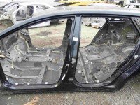 Słupek lewy Toyota Avensis III T27 2.0 D4D