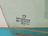 Szyba drzwi przód prawa Peugeot 207 HB