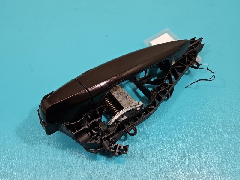 Klamka tył prawa zewnętrzna BMW X5 F15 7381874 Klamka tył prawa zewnętrzna BMW X5 F15 7381874