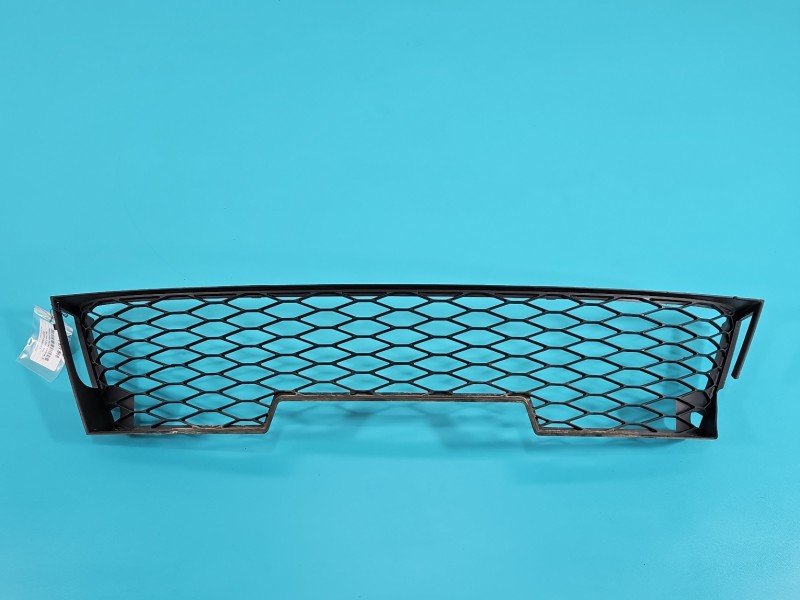 Zaślepka kratka zderzaka środkowa atrapa Seat Leon II