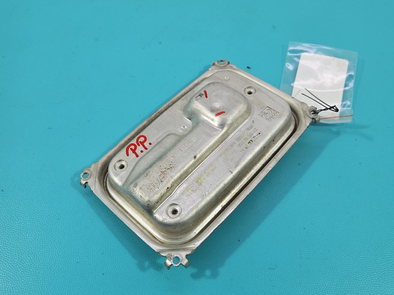 Sterownik moduł Mercedes, Europejska, LED Przód Prawy, lekko wgięta obudowa Mercedes CLA C118 X118 A2139002834