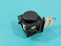 Pas bezpieczeństwa tył środkowy BMW G30 635775400B