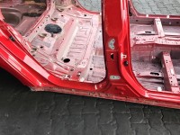 Próg prawy SŁUPEK ŚRODKOWY B Toyota Corolla E21 19- sedan 4d 3U5