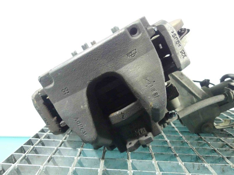 Zacisk przód prawy Land rover Discovery Sport 14- L550 2.0 td