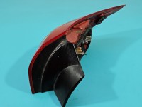 Lampa tył lewa błotnika Mitsubishi Lancer VIII 07-16 HB EUROPA KOITO220-87977