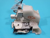 Zamek przód lewy 8J1837015D AUDI Q5 08- EUROPA Producent części: Audi, 6pin