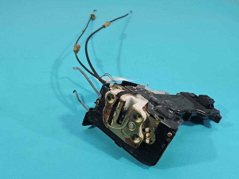 Zamek przód lewy Mazda 2 EUROPA 6 PIN, P3M71-A219A65-DG