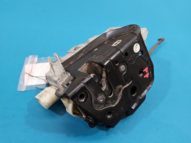Zamek przód prawy Audi A3 8P EUROPA 7PIN 4F1837016