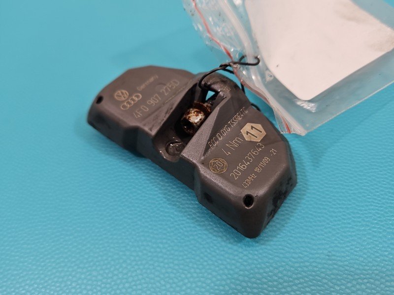 Czujnik ciśnienia opon AUDI Q7 I 4L 4F0907275D TPMS Czujnik ciśnienia opon AUDI Q7 I 4L 4F0907275D TPMS