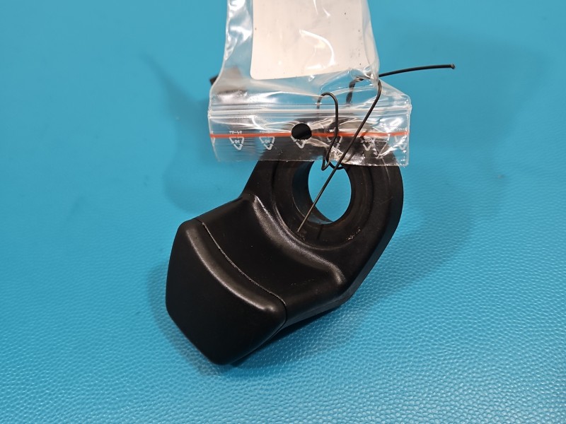 Klamka klapy tył bmw F30