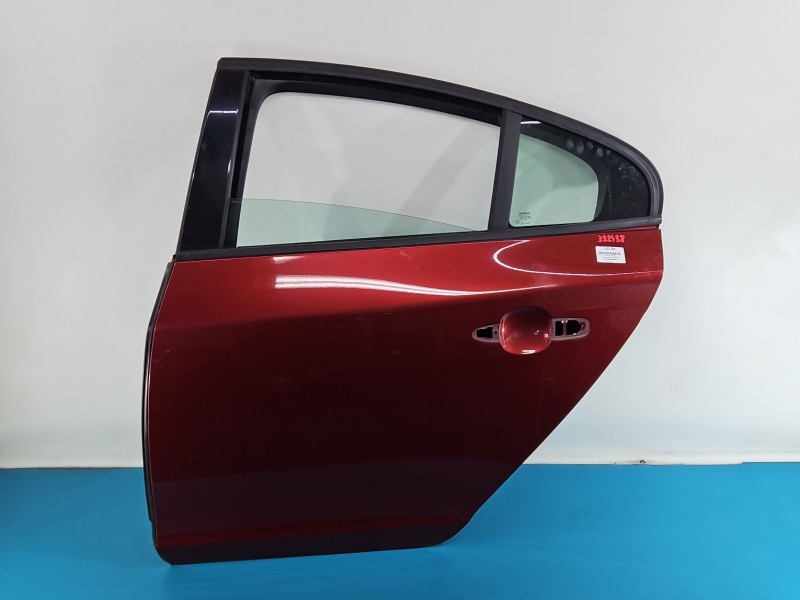 Drzwi tył lewe VOLVO S60 II 10- sedan 4d 702-46