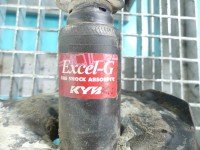 Amortyzator przód prawy przedni Mazda 626