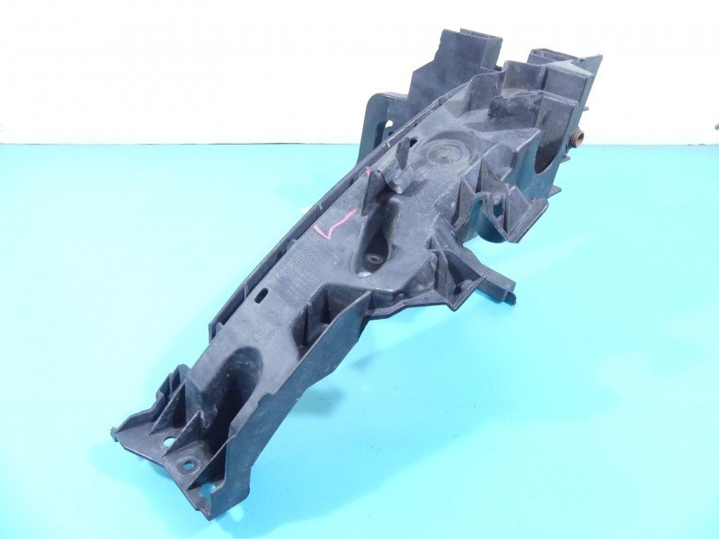 Listwa podref AUDI Q5 08-16 2.0 tdi Listwa podref AUDI Q5 08-16 2.0 tdi