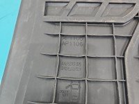 Dywaniki komplet Opel Astra VI L