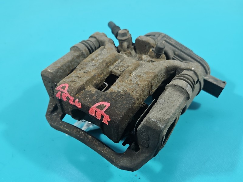 Zacisk tył prawy Kia Optima IV 15-20 sedan 1.6 T-GDI