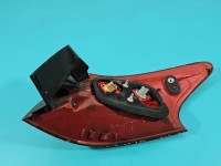 Lampa tył lewa błotnika Mitsubishi Lancer VIII 07-16 HB EUROPA KOITO220-87977