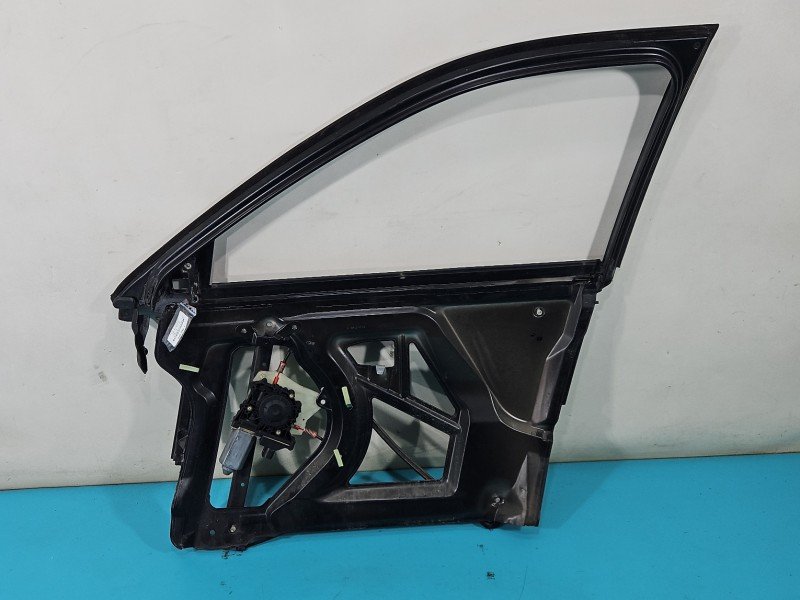 Podnośnik przód prawy Audi A3 8L Producent części: Audi, Europejska, 5drzwi / 12pin 5d HB