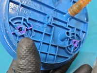 pompka Pompa paliwa Skoda Kamiq 1.0 TSI 2Q0919051L 5pin, uszkodzone mocowanie