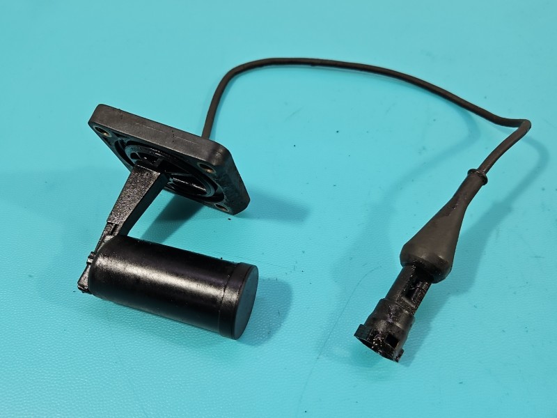 Czujnik poziomu oleju Opel Zafira A 90506468 1.8 16V