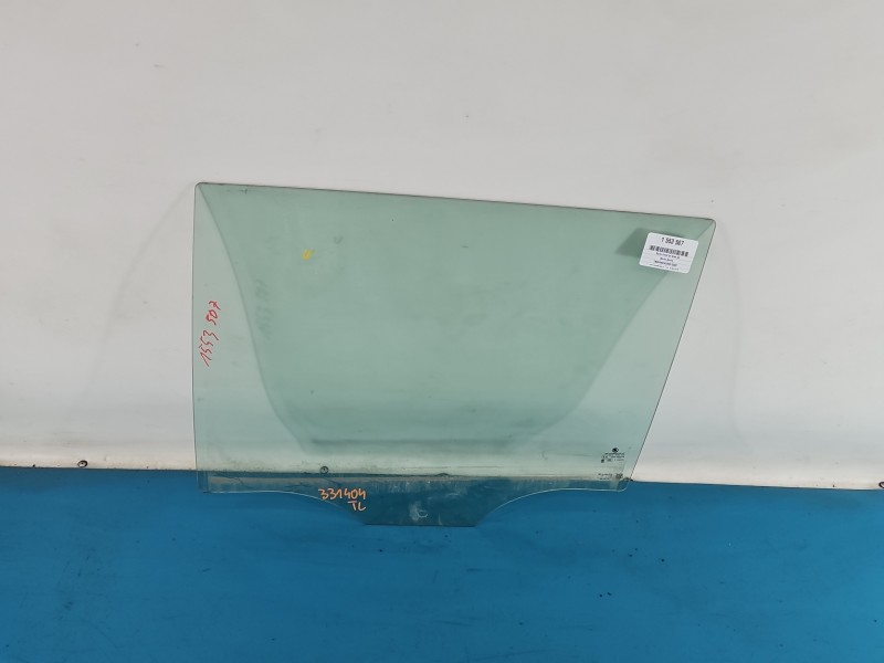 Szyba drzwi tył lewa Skoda Kamiq HB