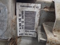 Tylna belka oś tył Peugeot 3008 II 1.6 T hybrid4