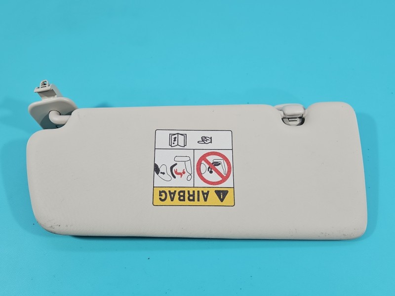Przesłonka prawa Renault Clio V 19- DASZEK osłona przeciwsłoneczna
