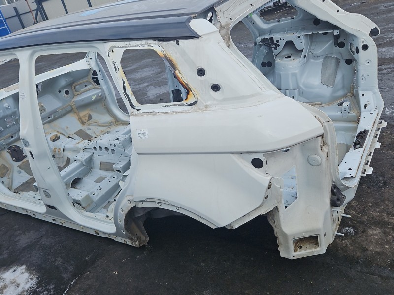 Błotnik tył lewy Land rover range Evoque I 11-18 ćwiartka