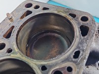 Blok silnika Audi A4 B7 1.8 T 20V (BFB)