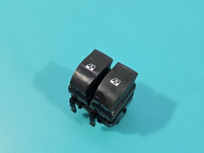 Przełącznik szyb Renault Master III 10-24 10PIN EU