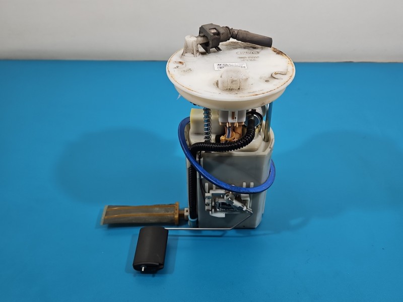 pompka Pompa paliwa Kia Carens III 06-13 2.0 16V 31110-1D000 Producent części: KIA, 4pin