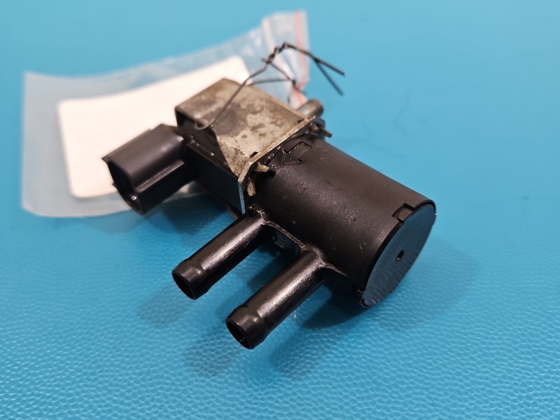 Zawór podciśnienia K5T48574 Suzuki Sx4 S-Cross 13-21 1.4 T