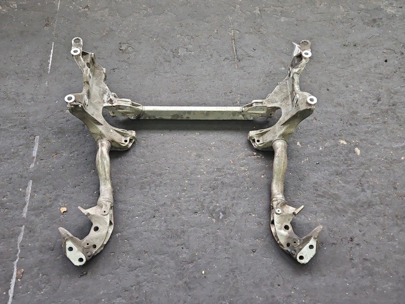 WÓZEK KOŁYSKA TRAWERS Sanki Belka silnika AUDI Q5 8R 08- 2.0 TFSI CDN